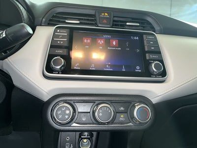 2022 Nissan Versa SV