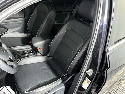 2024 Volkswagen Tiguan SEL R-Line