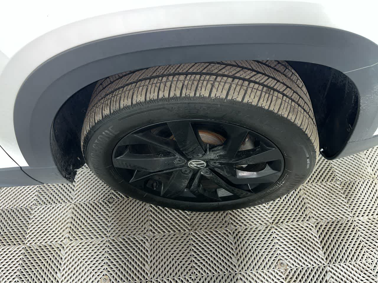 2022 Volkswagen Taos SE