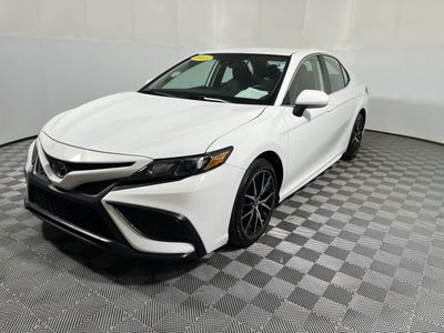 2023 Toyota Camry SE