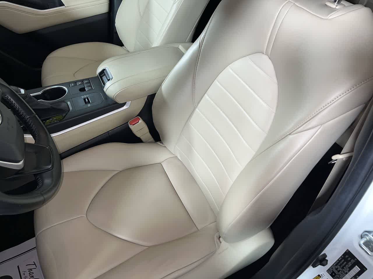 2023 Toyota Highlander Hybrid XLE