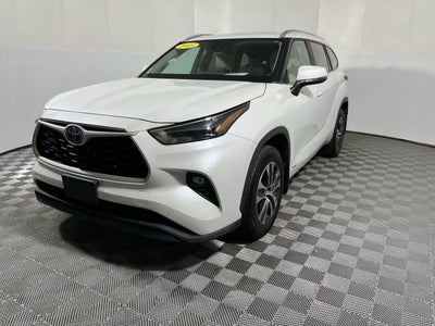 2023 Toyota Highlander Hybrid XLE