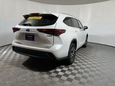 2023 Toyota Highlander Hybrid XLE
