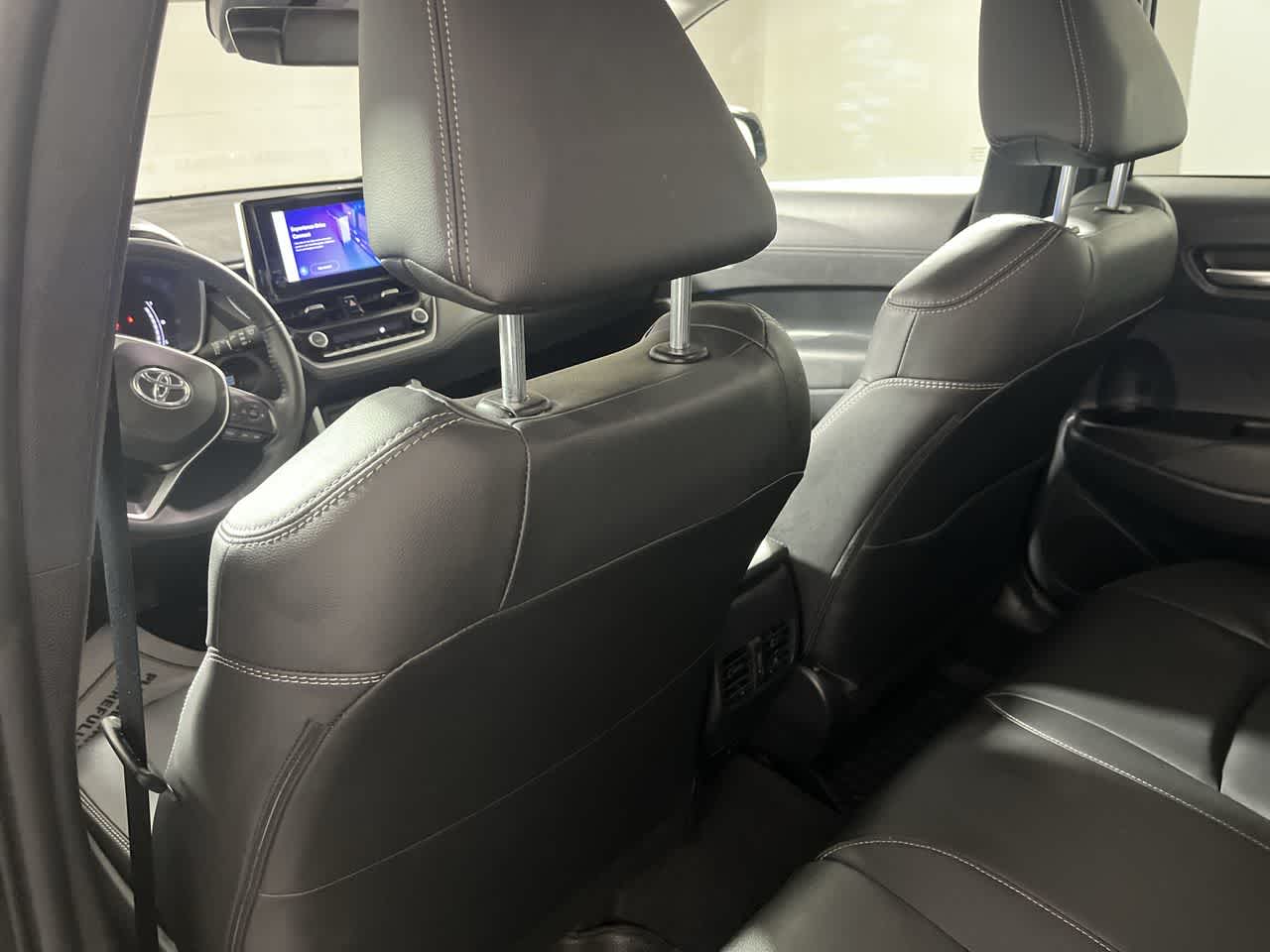 2025 Toyota Corolla Cross XLE