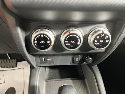 2025 Mitsubishi Outlander Sport ES