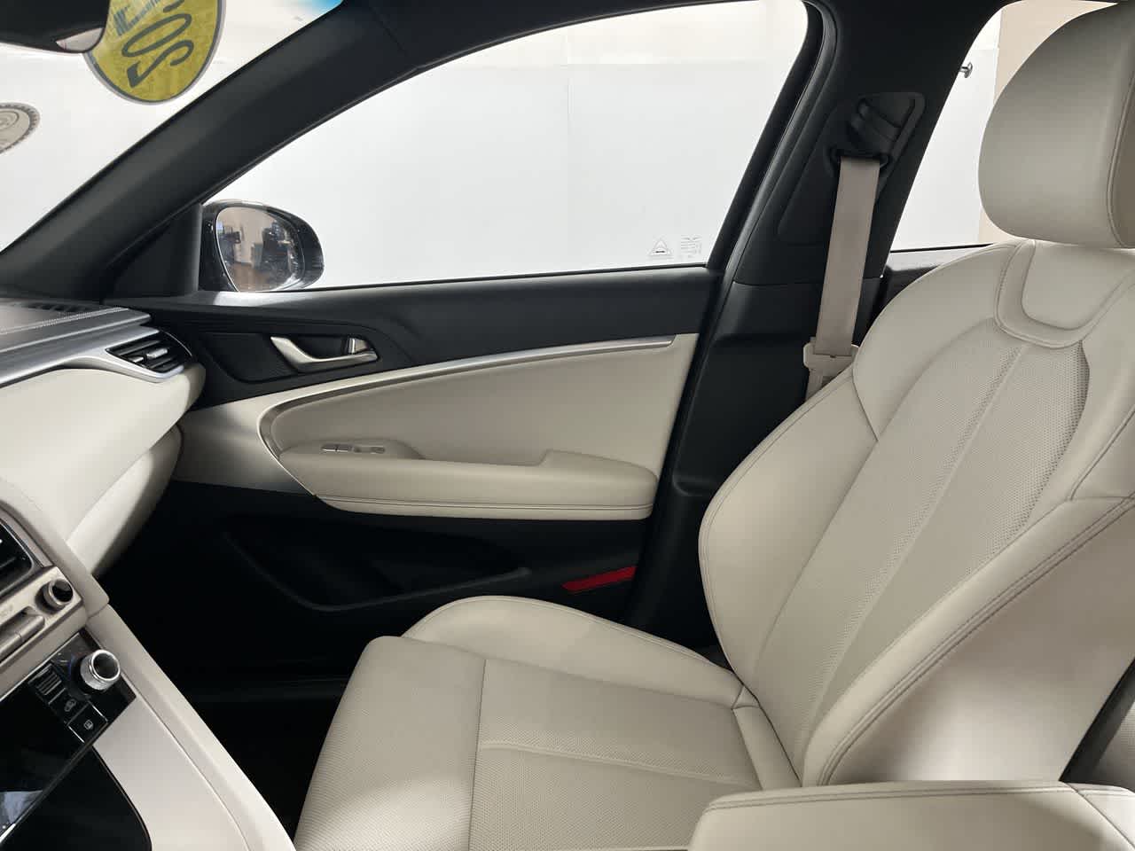 2024 Genesis G70 2.5T