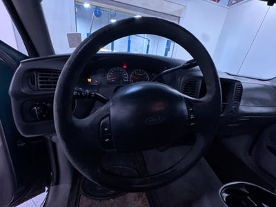 2000 Ford F-150 XL