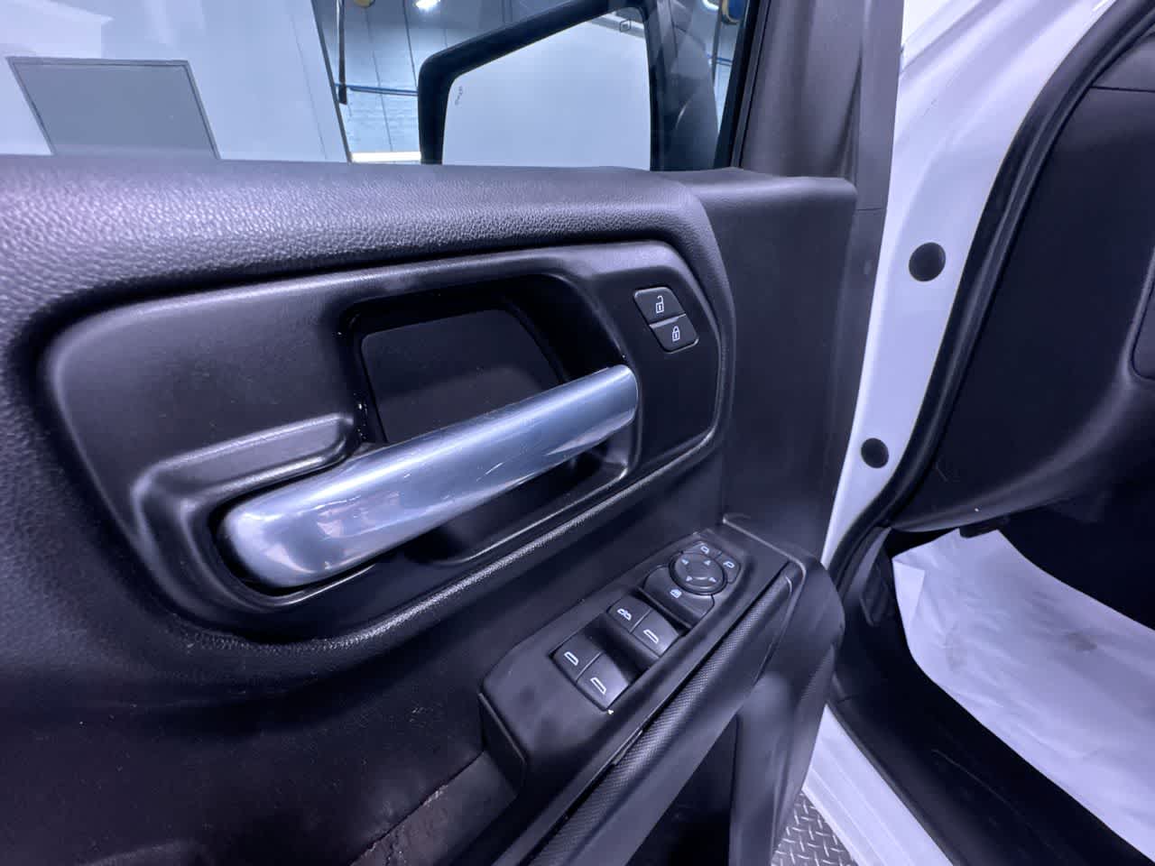 2021 GMC Sierra 1500 4WD Crew Cab 147"