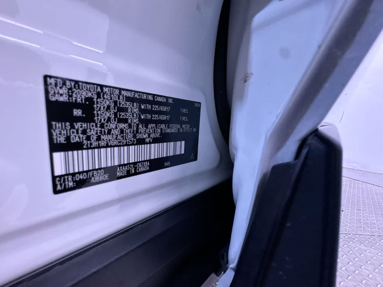 2024 Toyota RAV4 LE