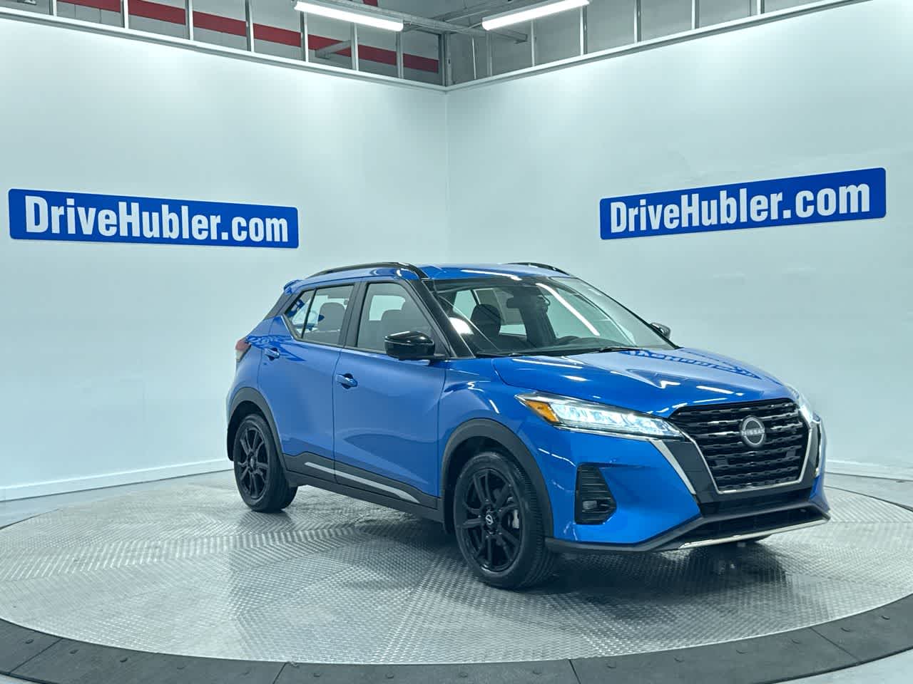 2022 Nissan Kicks SR