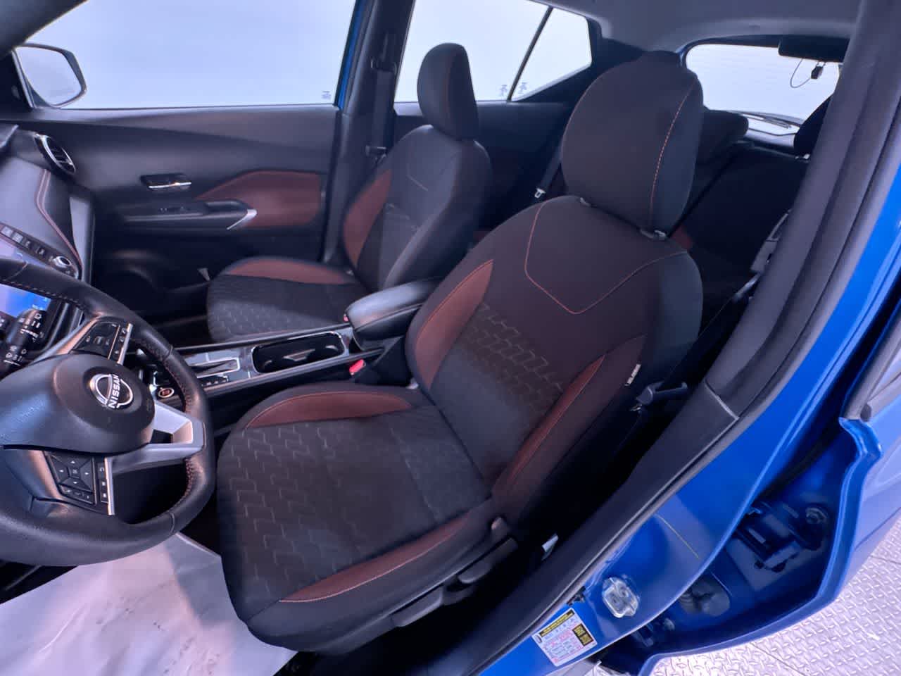 2022 Nissan Kicks SR