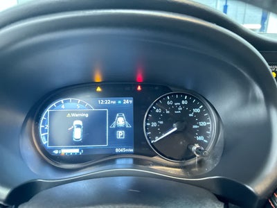 2022 Nissan Kicks SR