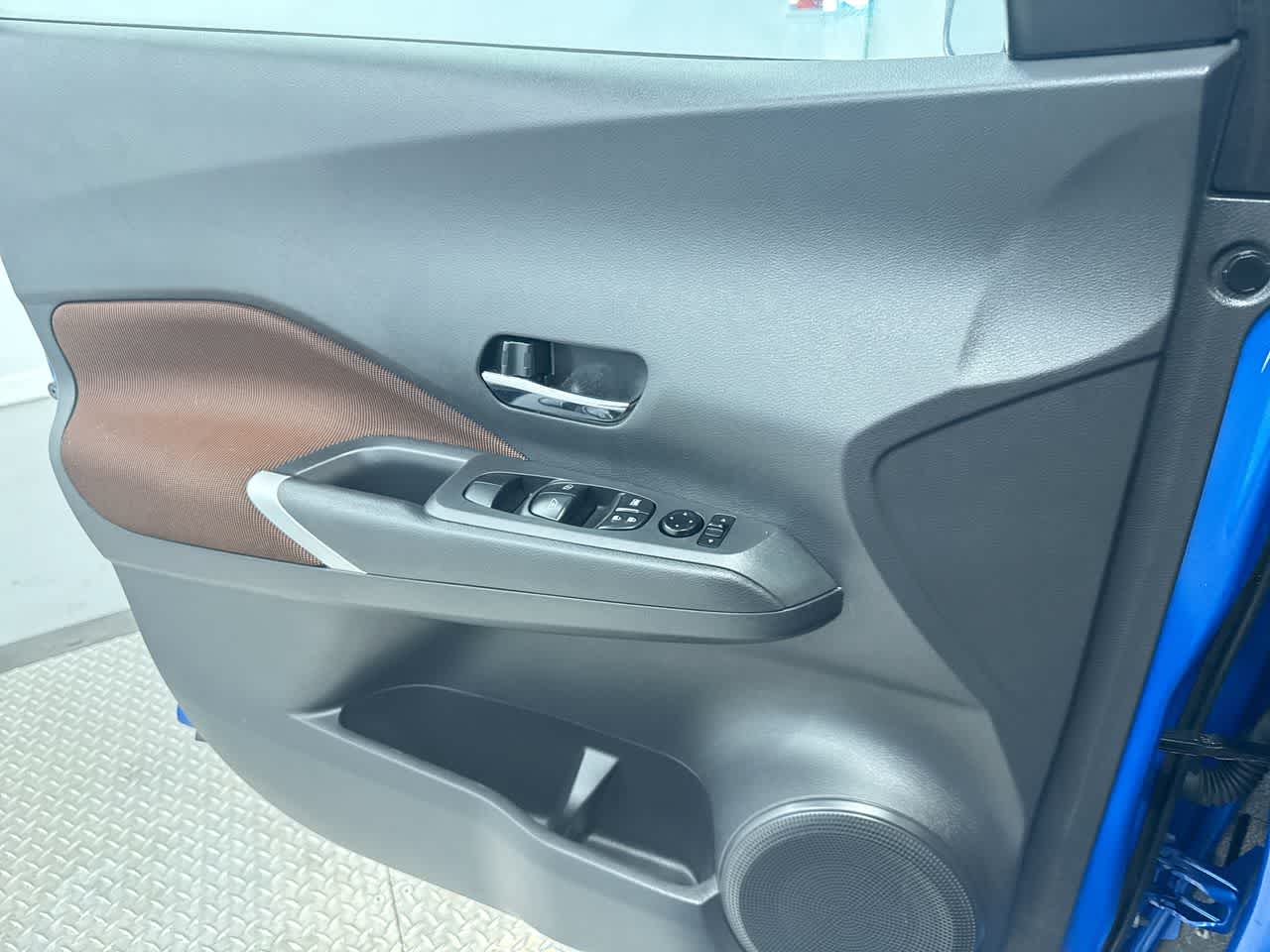 2022 Nissan Kicks SR