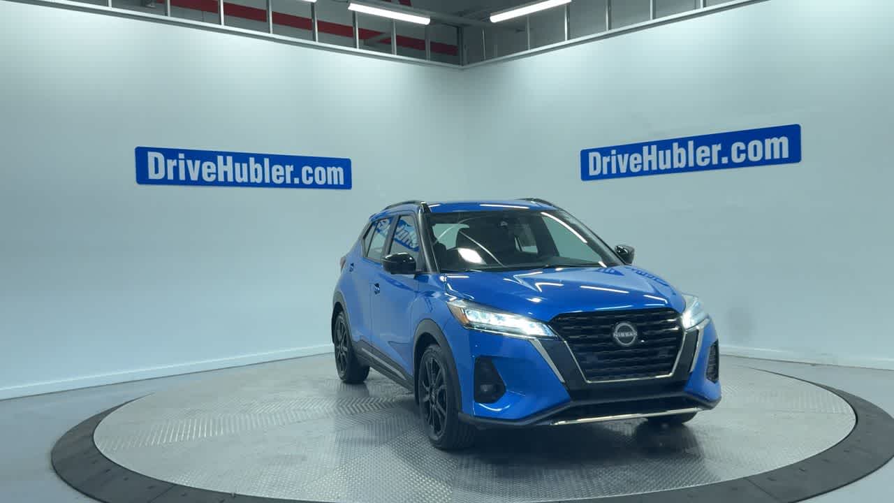 2022 Nissan Kicks SR