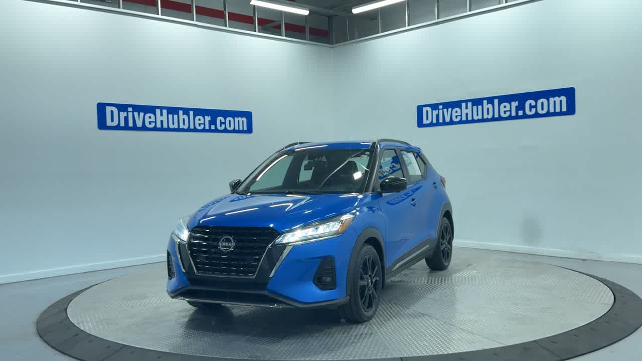 2022 Nissan Kicks SR