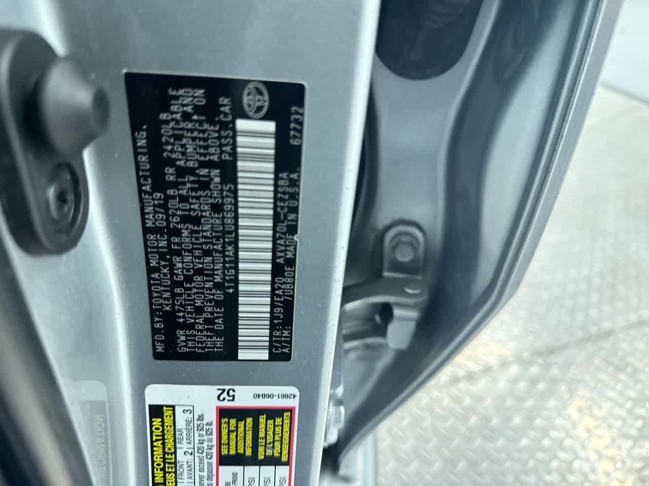 2020 Toyota Camry SE