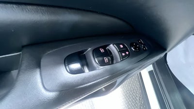 2018 Nissan Pathfinder SV