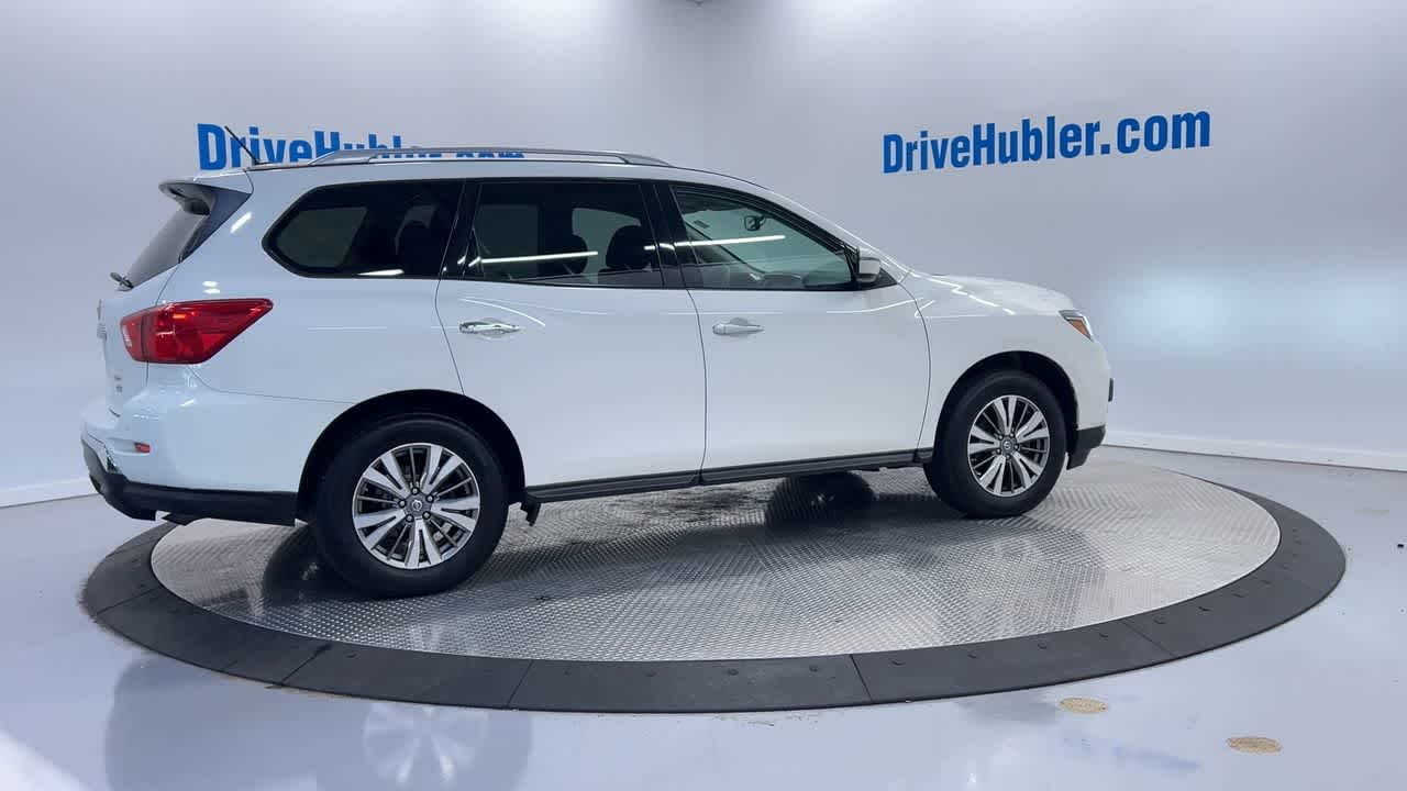 2018 Nissan Pathfinder SV