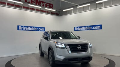 2025 Nissan Pathfinder S