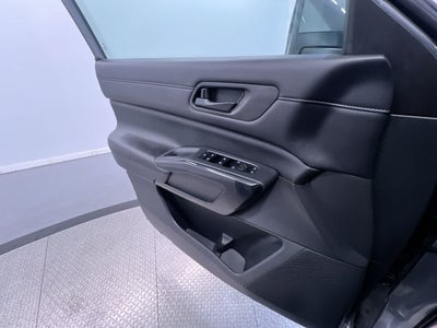 2023 Nissan Pathfinder SV