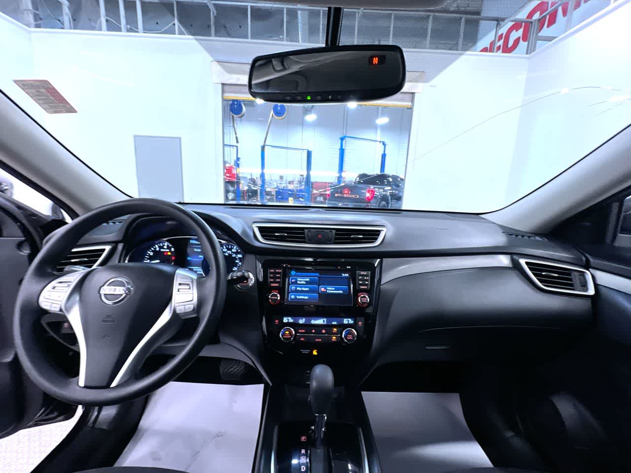 2016 Nissan Rogue SV