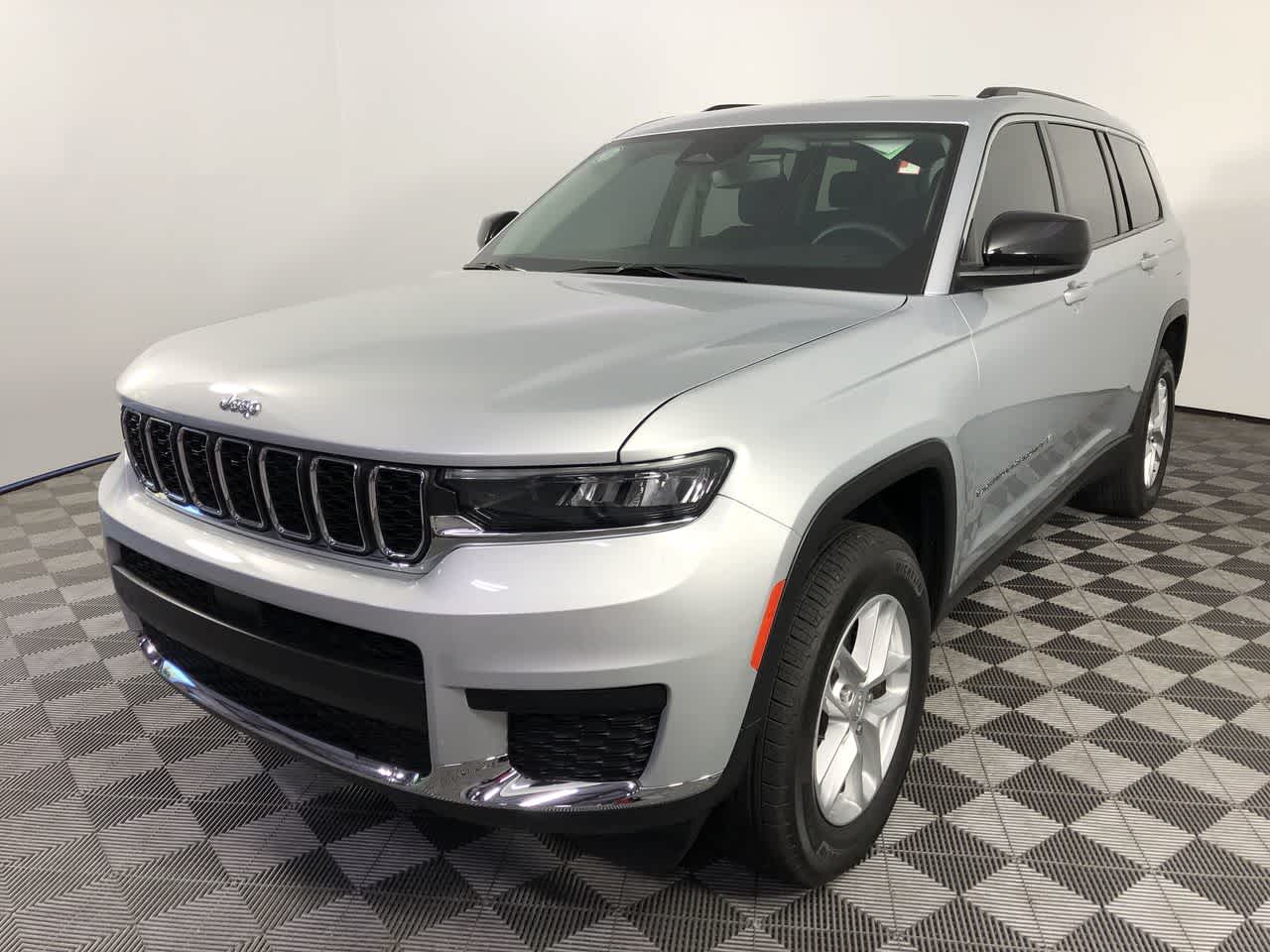 2024 Jeep Grand Cherokee L Laredo