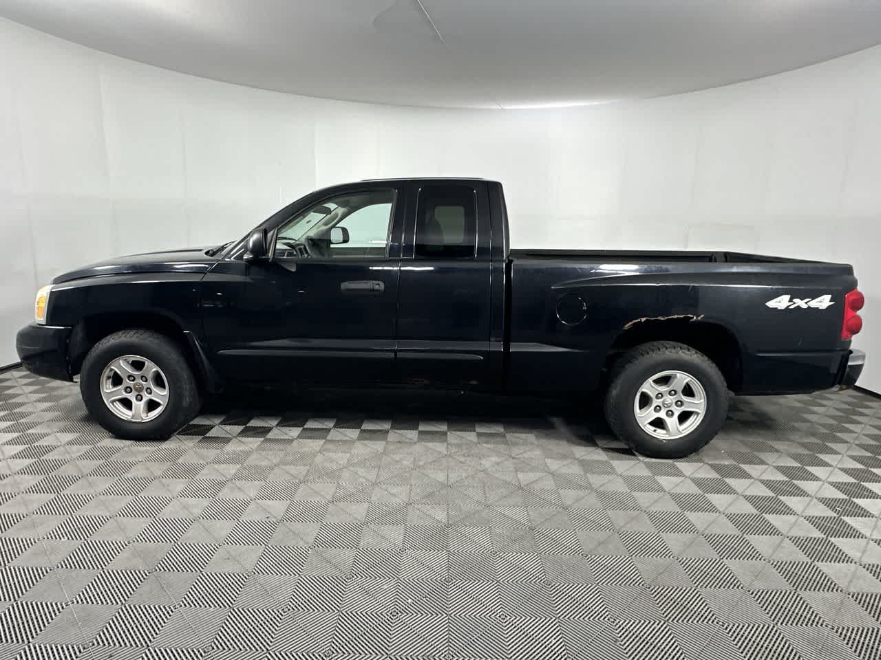 2005 Dodge Dakota SLT