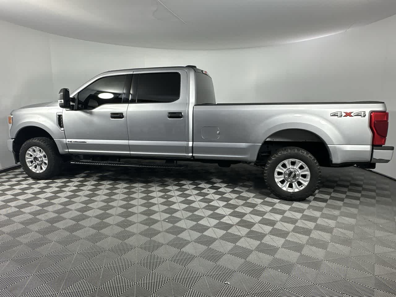 2022 Ford Super Duty F-250 SRW XLT