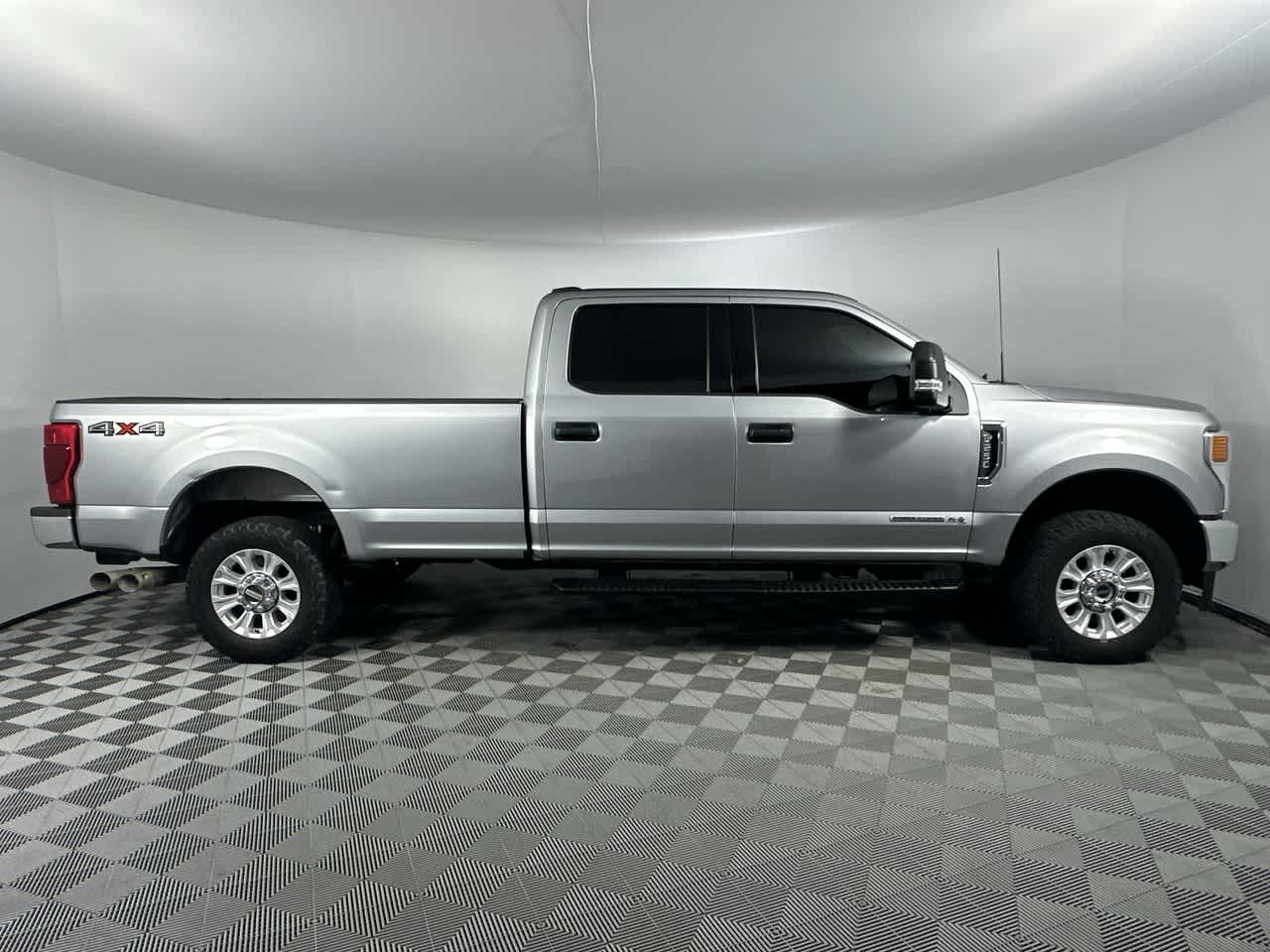 2022 Ford Super Duty F-250 SRW XLT