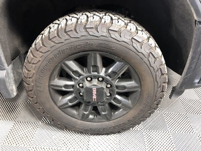 2024 GMC Sierra 2500HD AT4