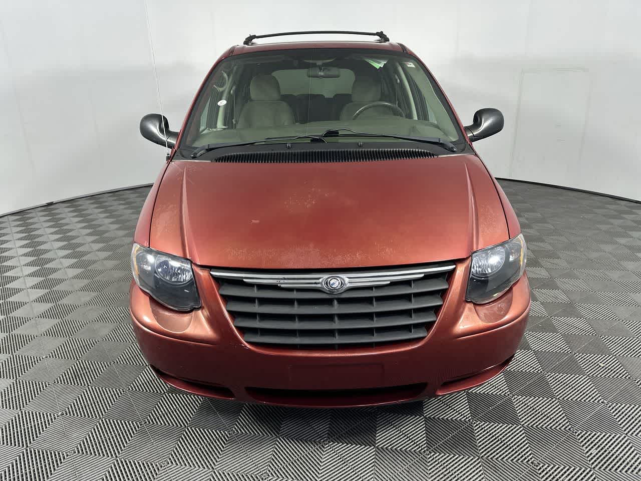 2005 Chrysler Town & Country Touring