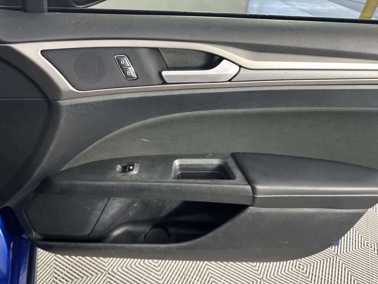 2018 Ford Fusion Hybrid SE