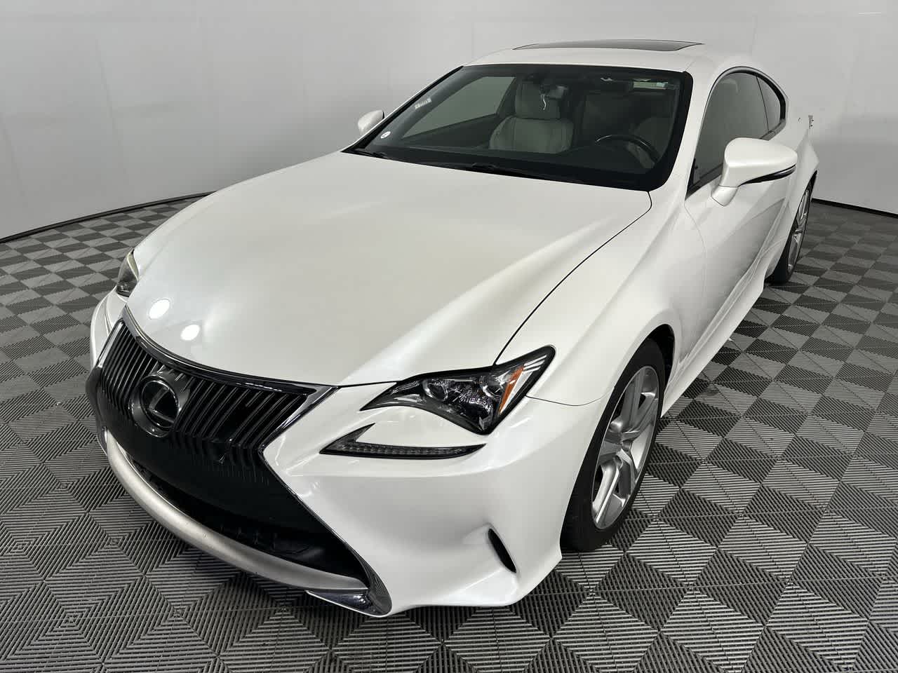 2016 Lexus RC 200t 2dr Cpe
