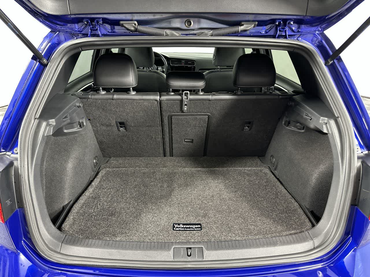 2019 Volkswagen Golf R 2.0T Manual w/DCC/Nav